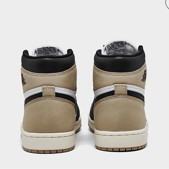 NEW WOMEN'S AIR JORDAN RETRO 1 HIGH OG Black/White/Sail/Legend Medium Brown Sz 9 - Picture 12 of 16